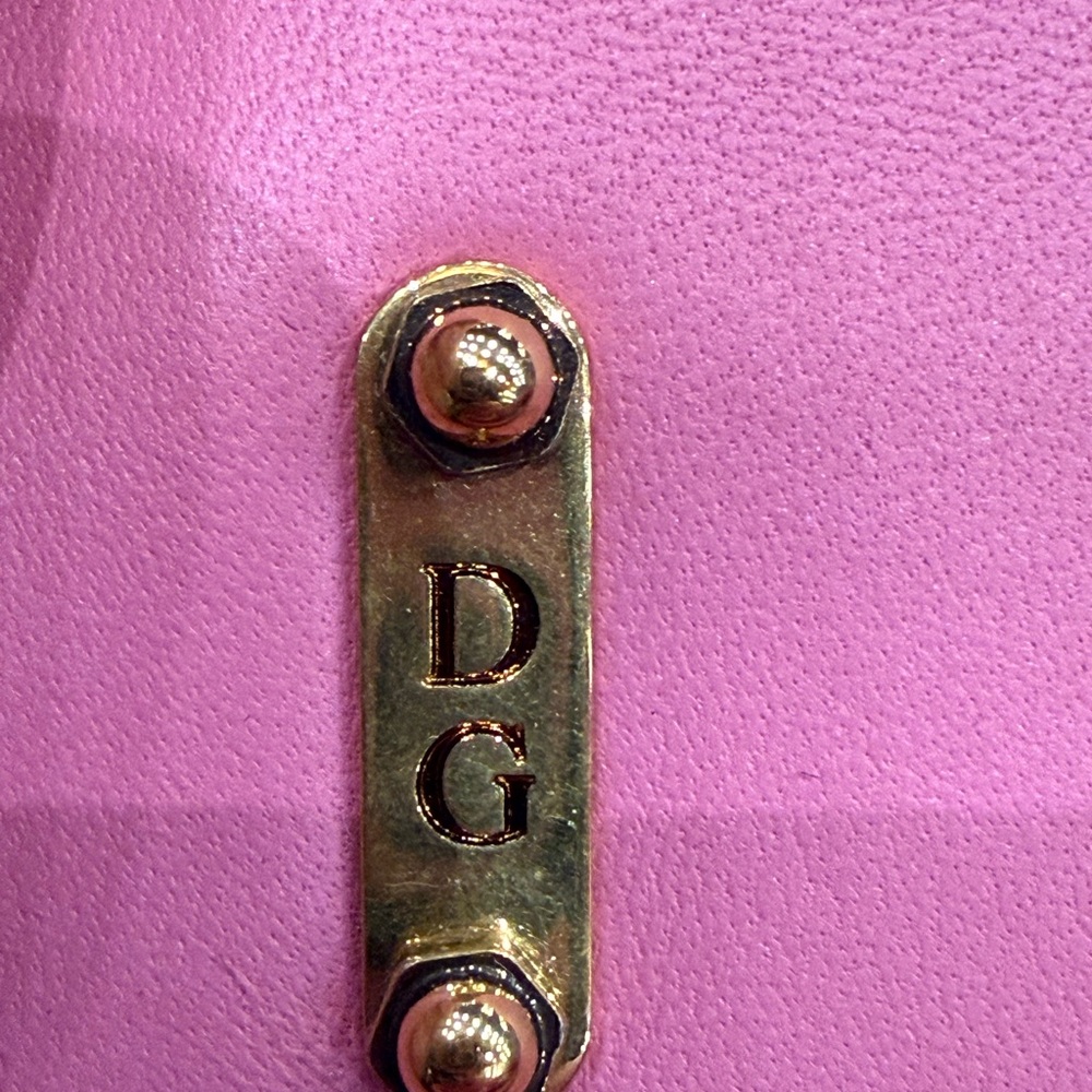 D&G Pink Quilted Crossbody Bag with Gold Chain - Picture 9 of 9